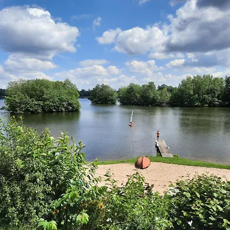 Unserguesterhaus بيت للعطل Guster